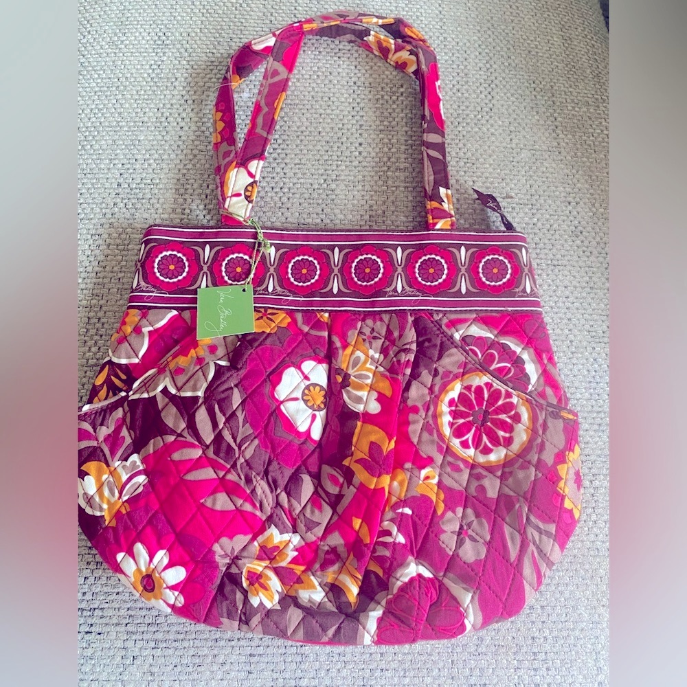Brand New Vera Bradley Carnaby floral print purse. Shoulder bag (#8)